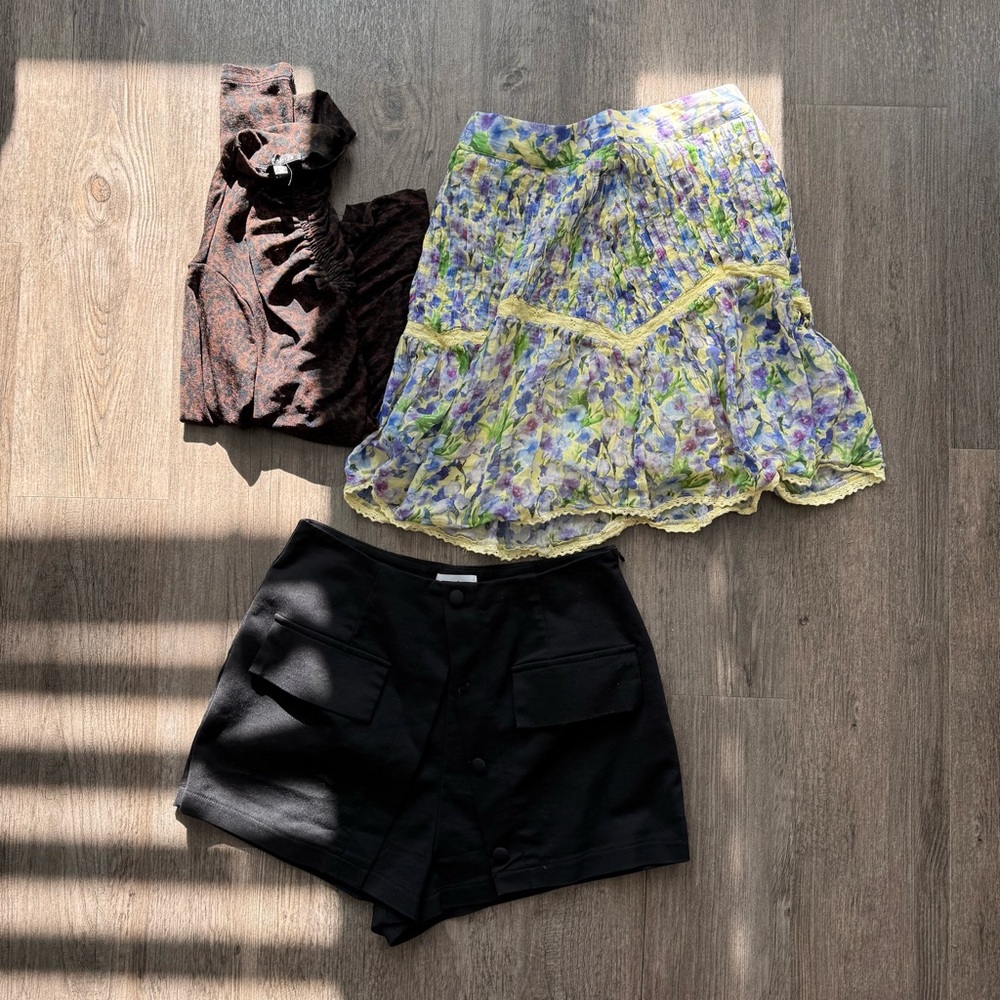 Revolve Bundle (Size Small & XS) LIKE NEW